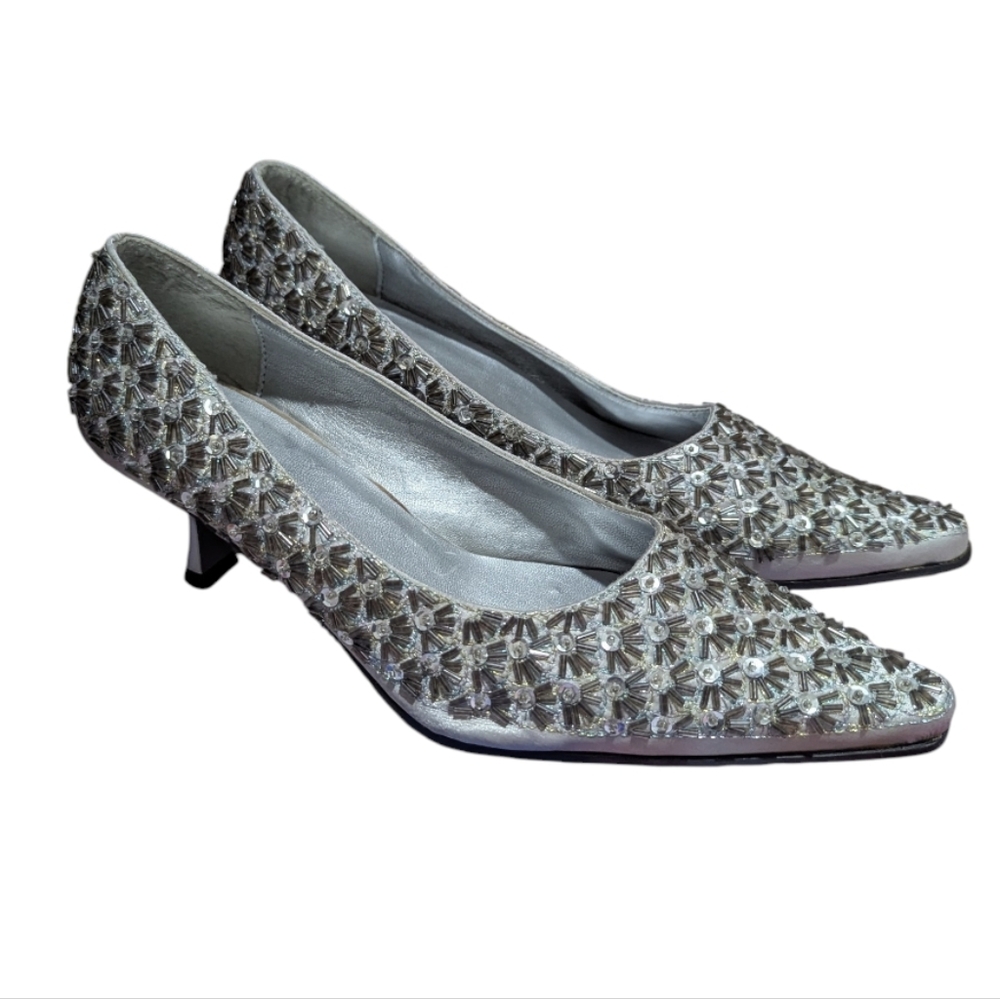 Elegant Women's Pointed Toe Beaded Sequenced Metallic Heels -Silver Size 7